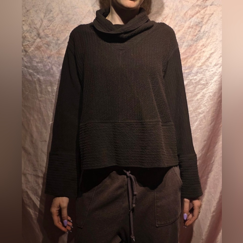 Lululemon Like New Retreat Yourself - Picture 3 of 12